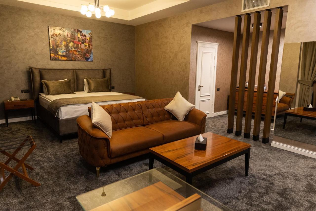 Leon Hotel Spa Гянджа Экстерьер фото