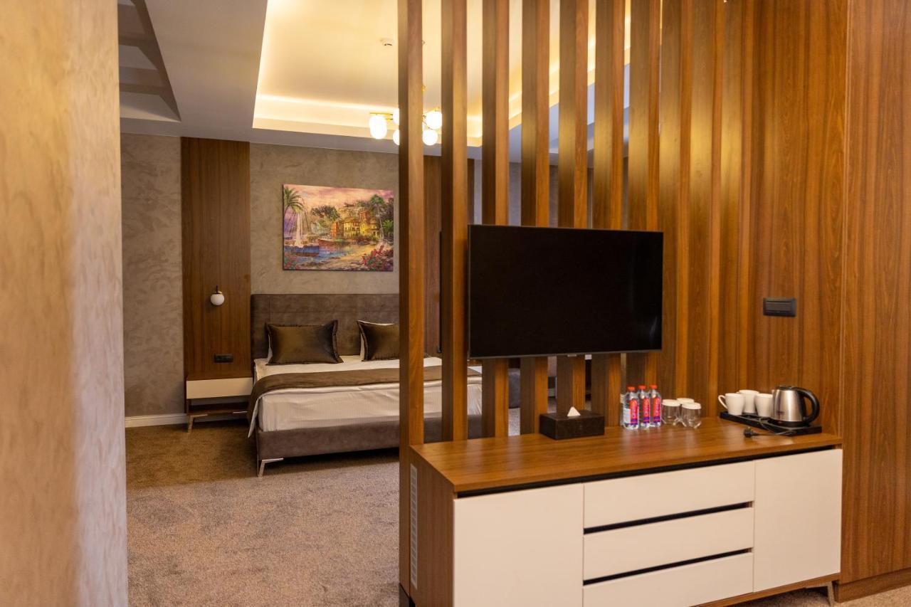 Leon Hotel Spa Гянджа Экстерьер фото