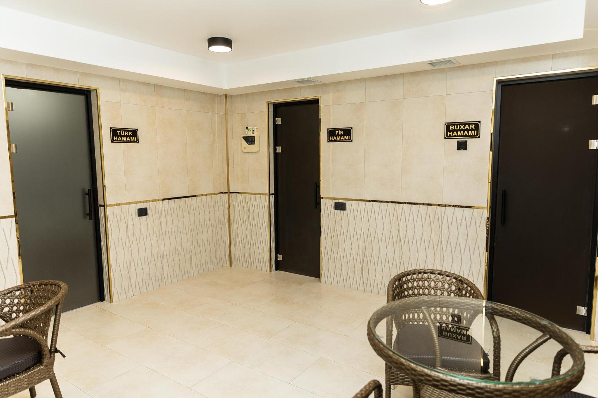 Leon Hotel Spa Гянджа Экстерьер фото